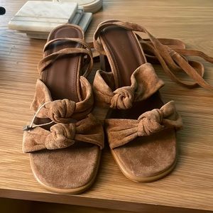 NWOT ALOHAS Brown suede block heel lace up sandals size 38